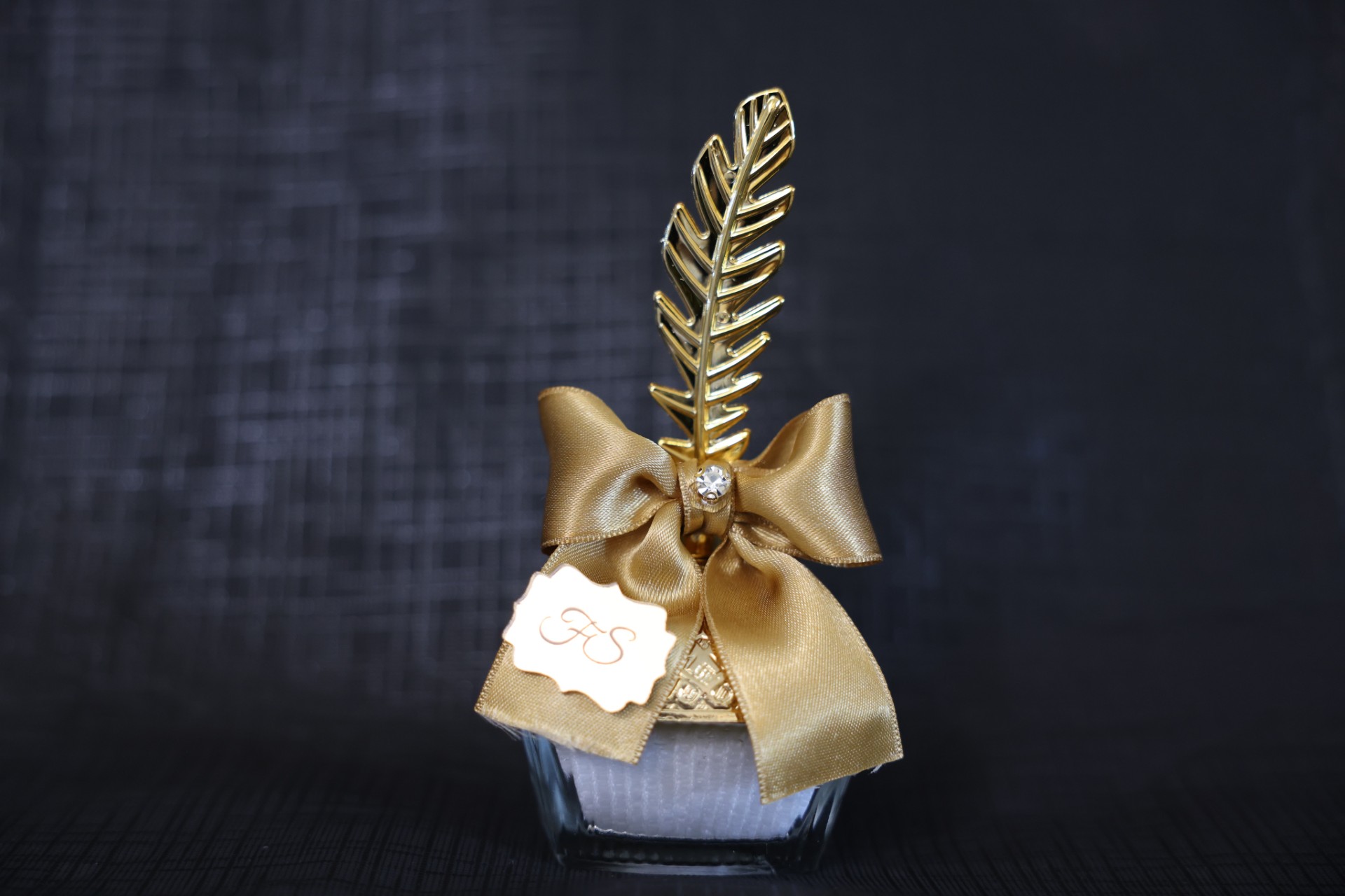 Quills Favor - View 3